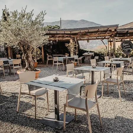 Ristorante Al Portico Hotell Gerra (Locarno)