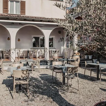 Ristorante Al Portico Hotell *